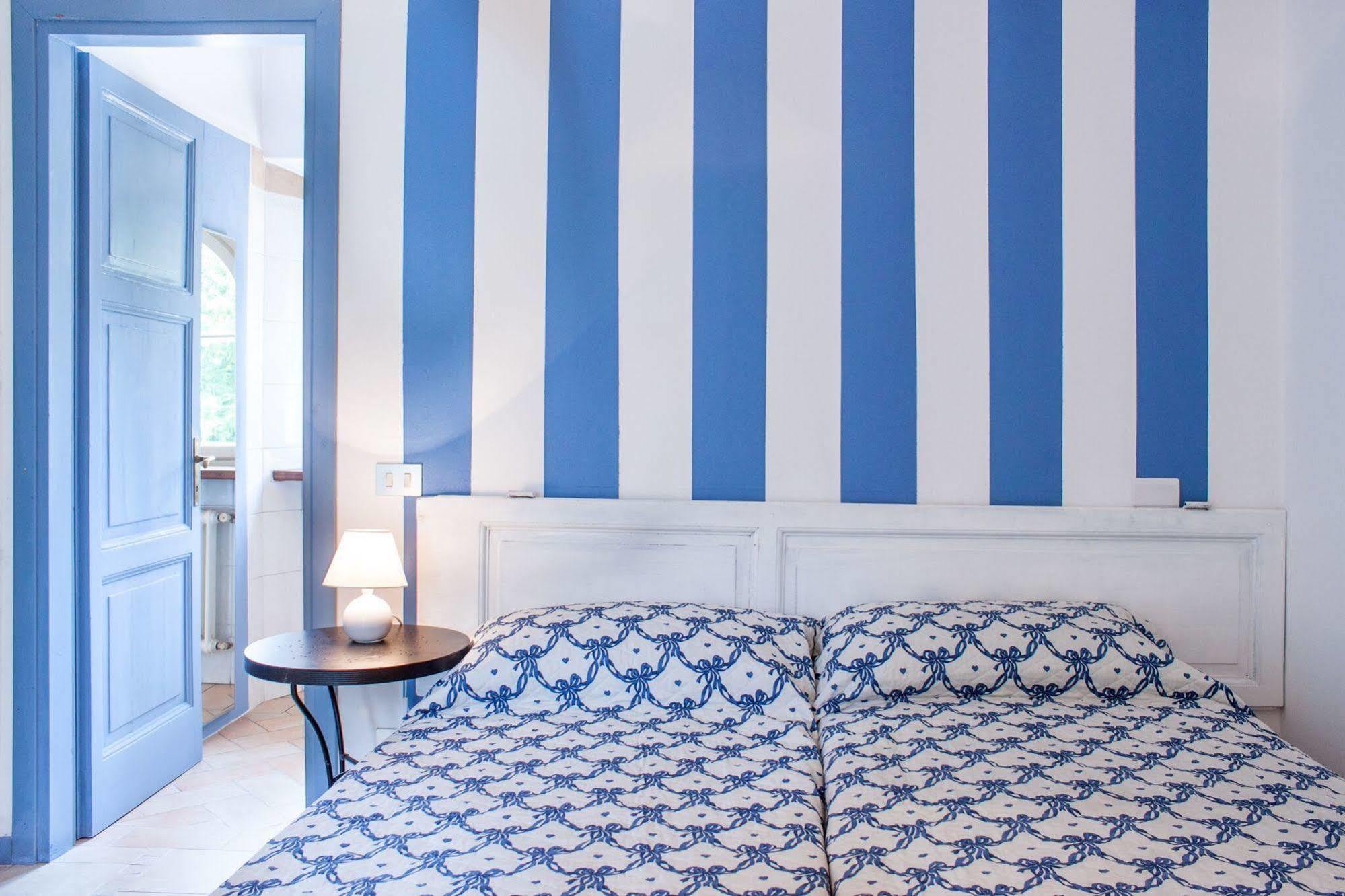 Casa La Viola Blu Bed & Breakfast Cernobbio Ngoại thất bức ảnh