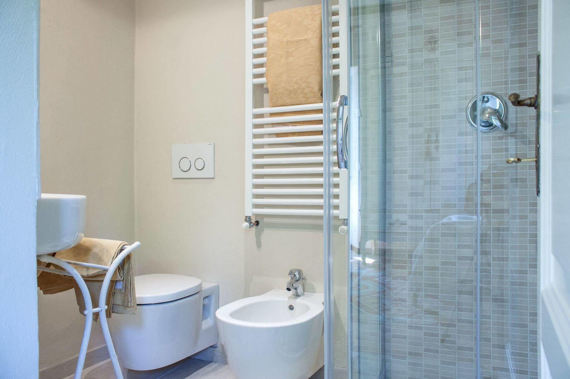 Casa La Viola Blu Bed & Breakfast Cernobbio Ngoại thất bức ảnh